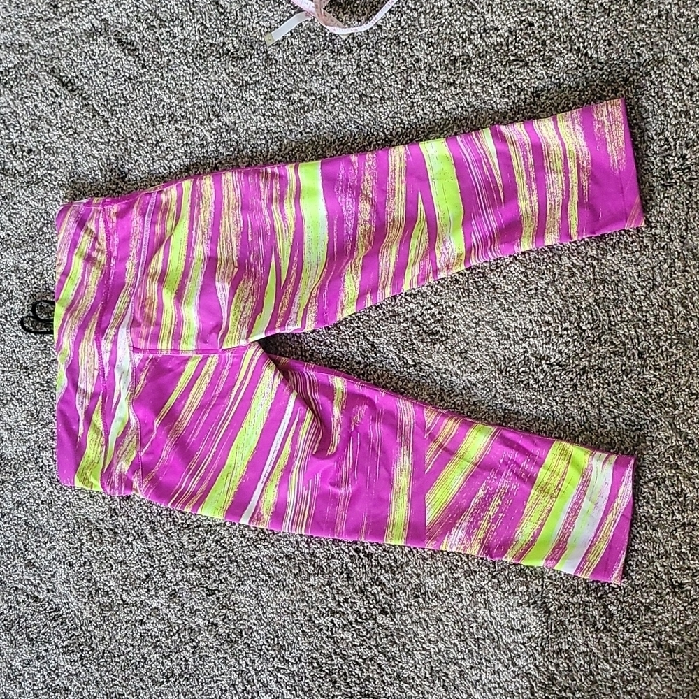 Xersion dry fit capri - Picture 4 of 4